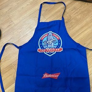 Apron Dodgers (2)